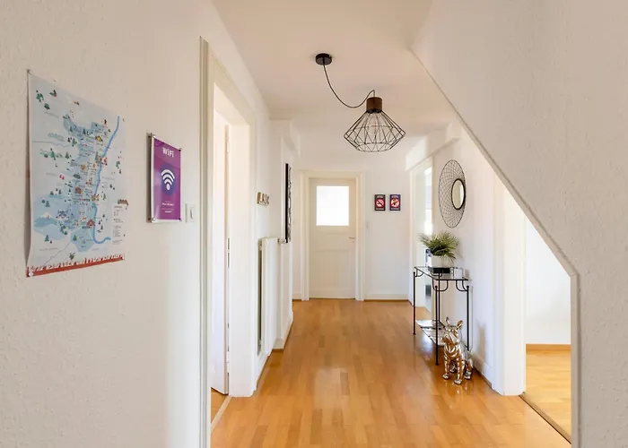 Апартаменти Bel Centre Climatise Parking Prive *